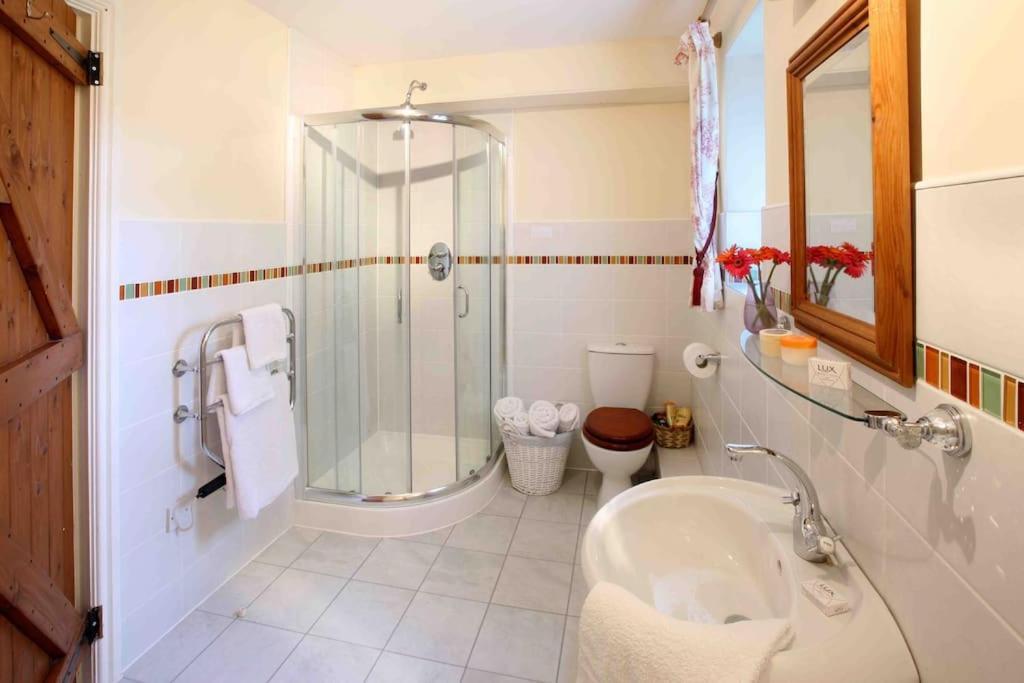 Stanton House, 6 Bedroom, 5 Bath 切尔滕纳姆 外观 照片